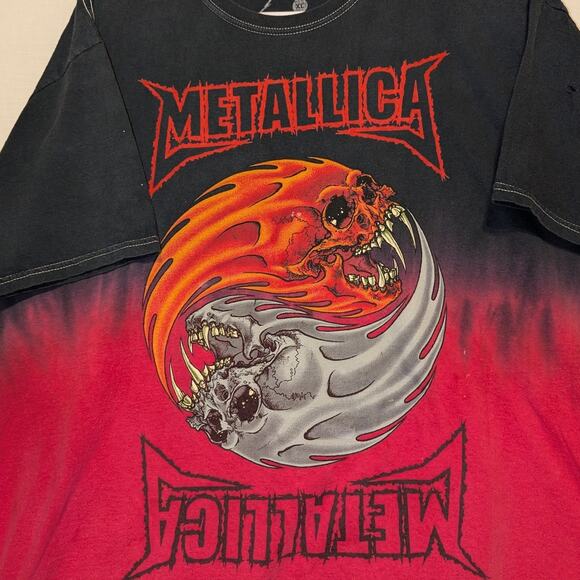 Metallica Tie dye flaming skulls t shirt - Picture 3 of 5